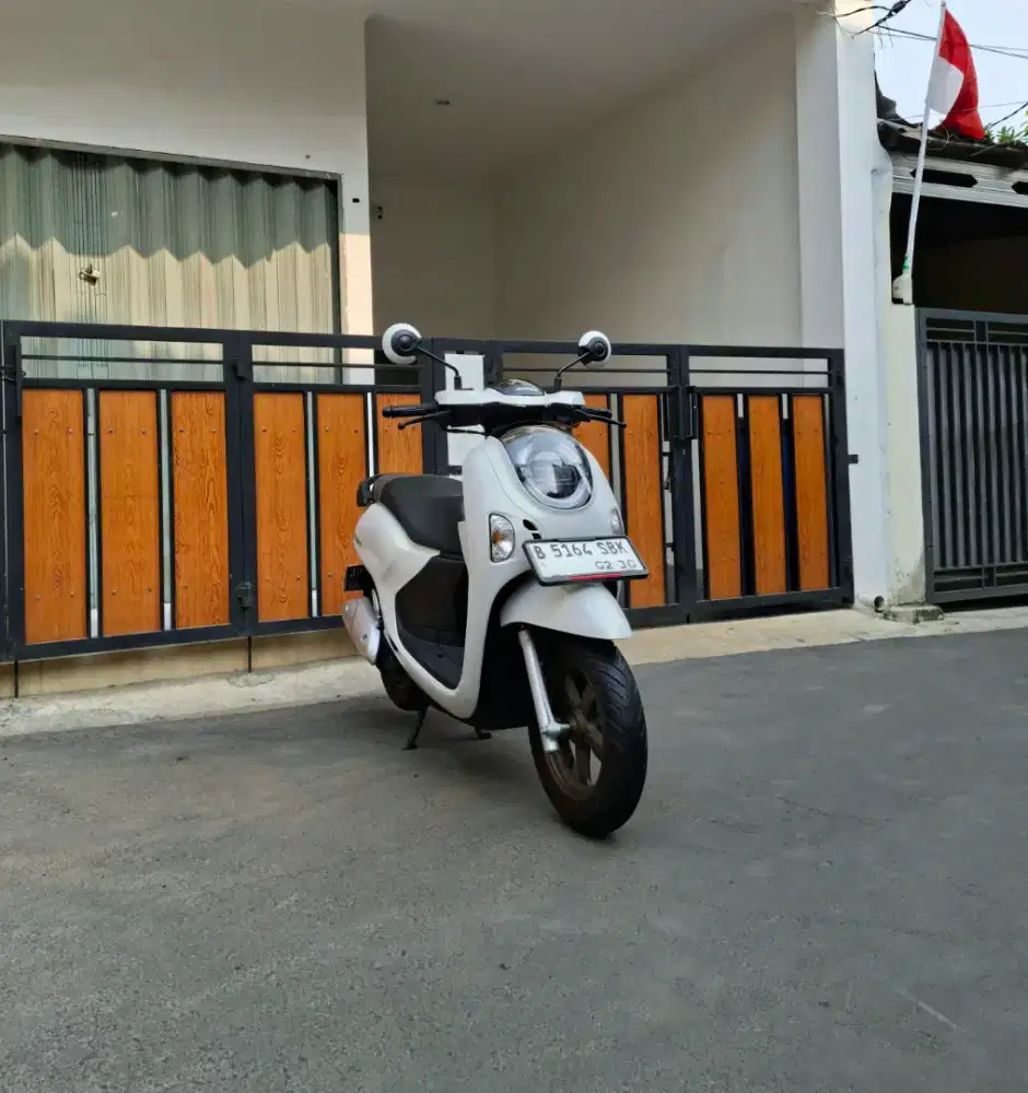 Honda Scoopy Prestige Keyless (Tipe Tertinggi) MULUSSS