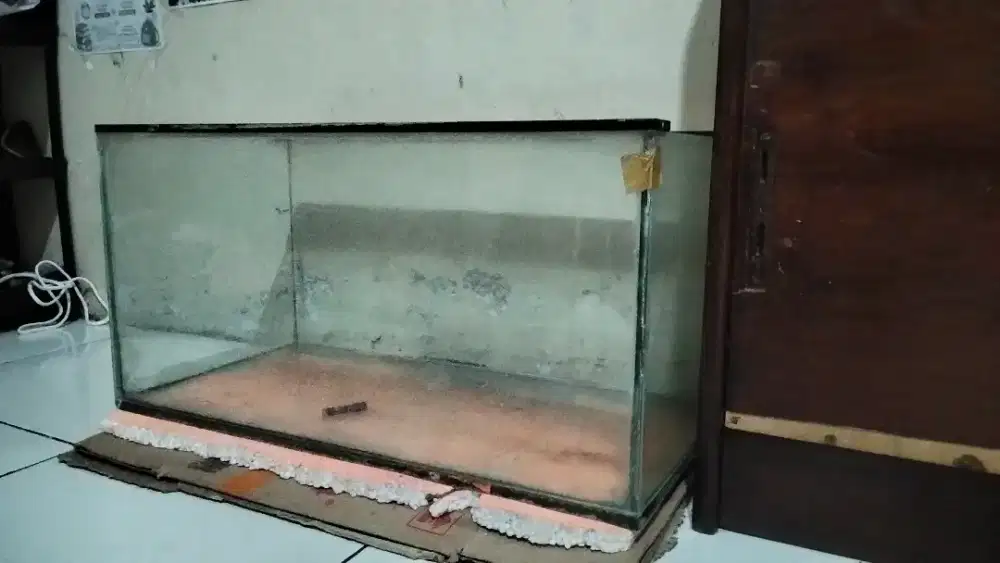 akuarium 5 ml masih bagus95persen