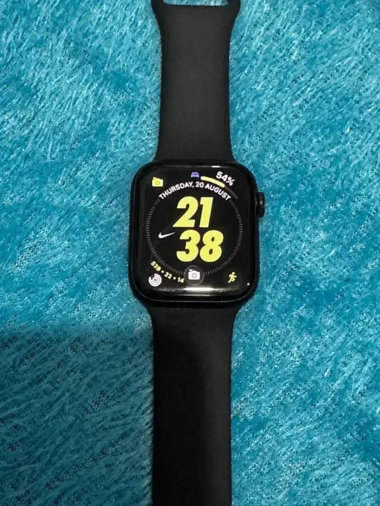Apple Watch SE Gen 2 44mm Midnight