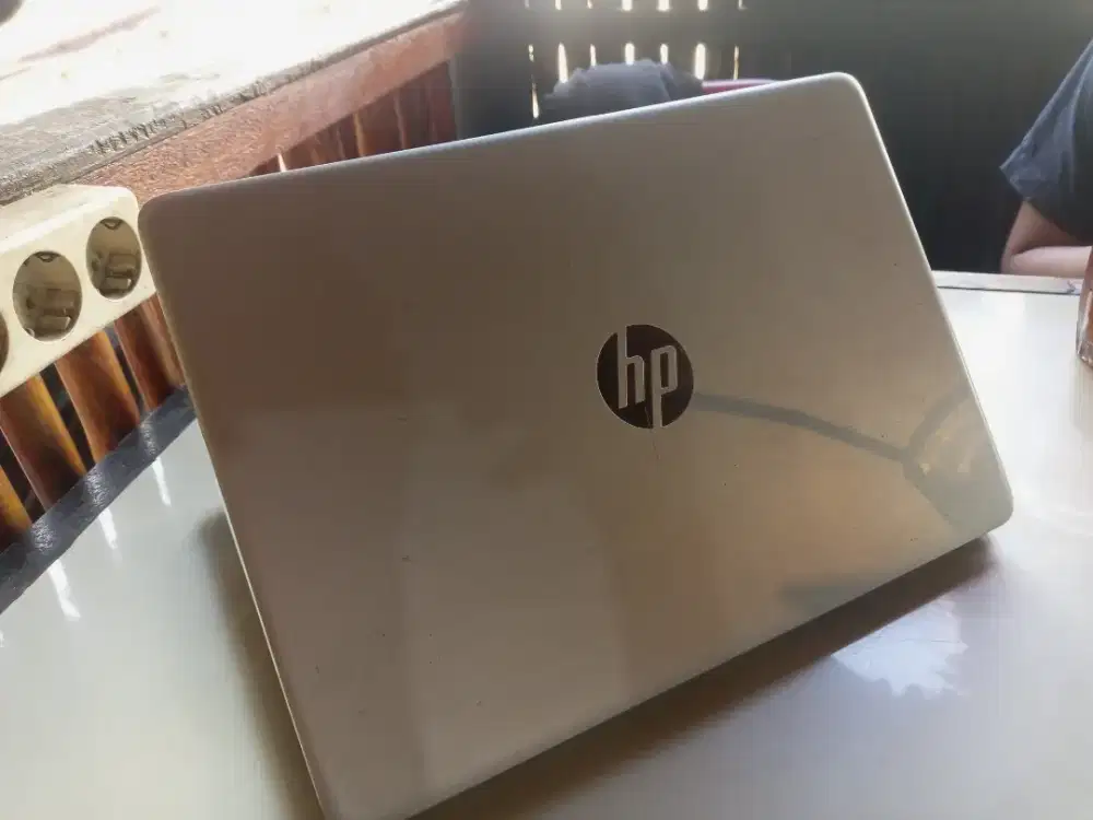 Laptop bekas murah