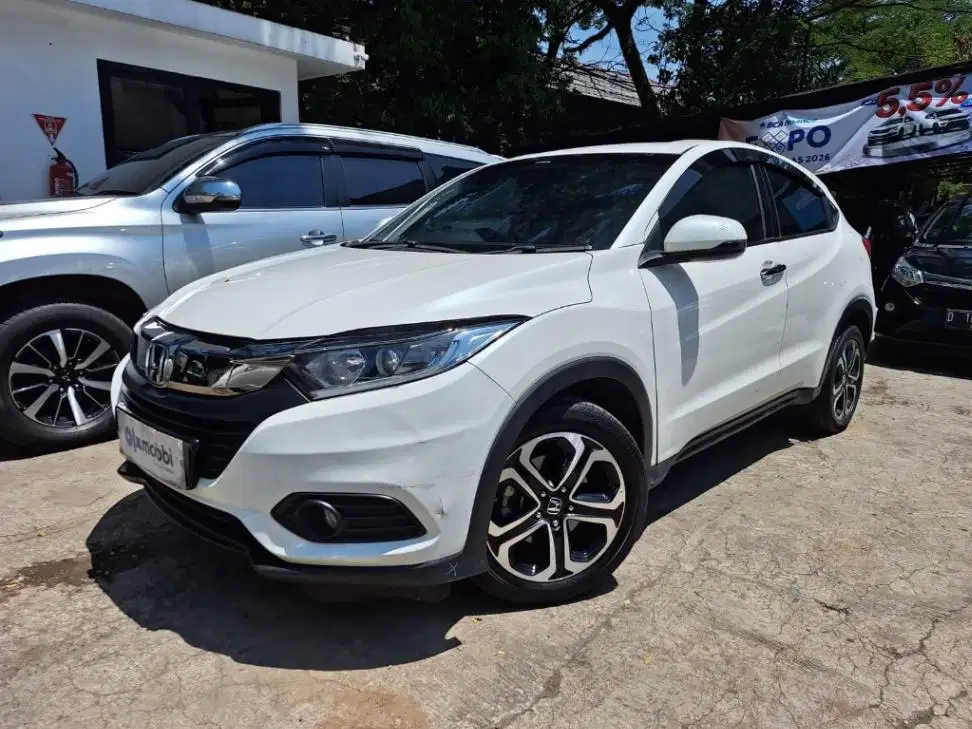 LOW DP Honda HR-V 1.5 E Bensin-AT 2020 AIW