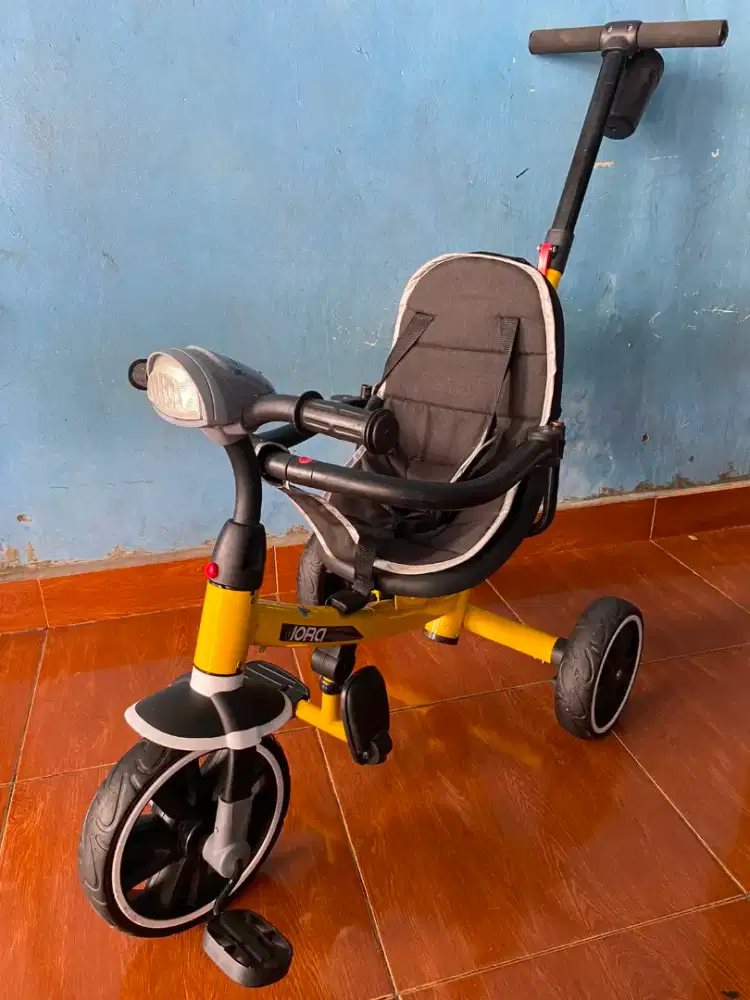 Sepeda roda 3 merk iora