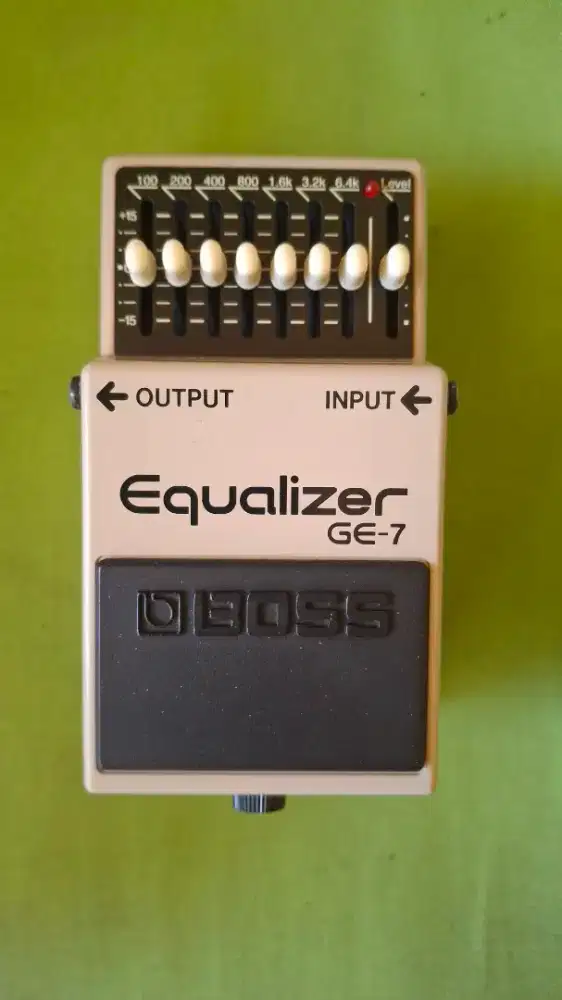 Boss GE7 (like new)