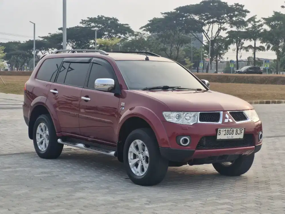 Mitsubishi Pajero Dakar 4x2 Automatic 2012 Diesel Merah Metalik