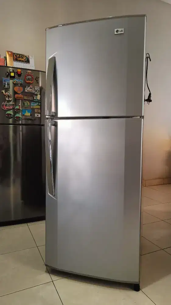Kulkas LG 2 pintu