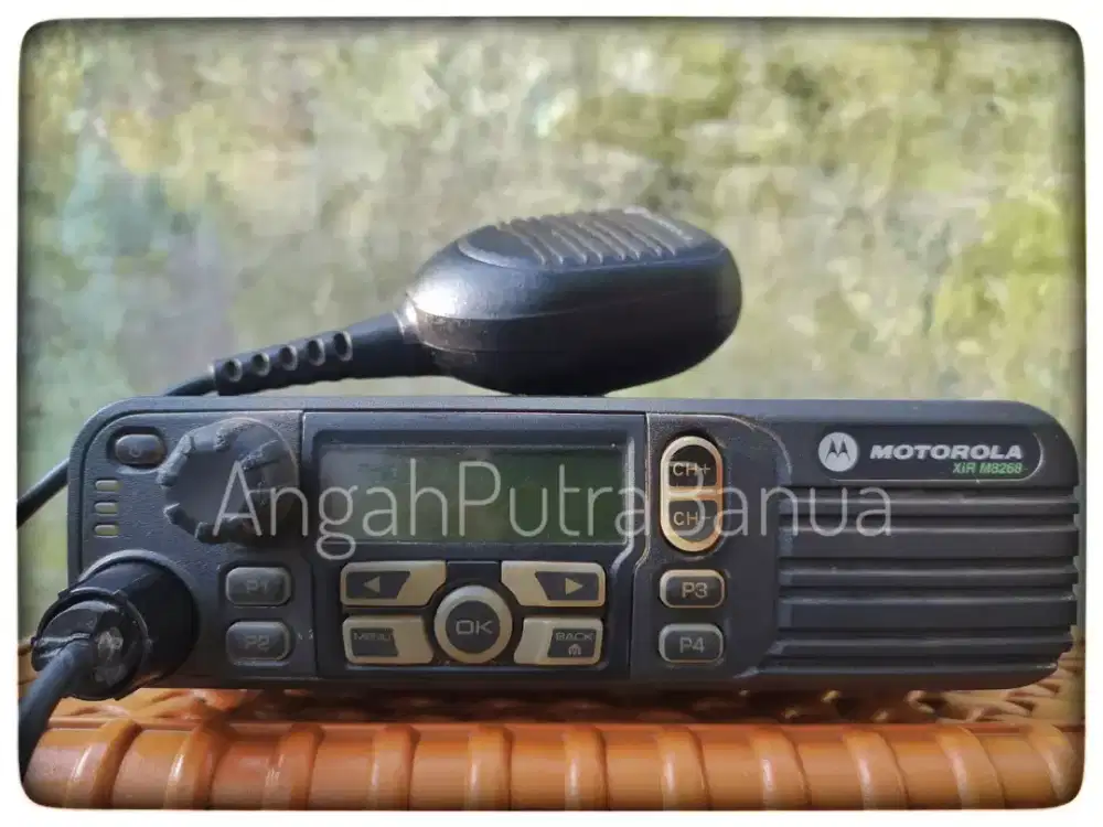 MOTOROLA XIR M8268 VHF