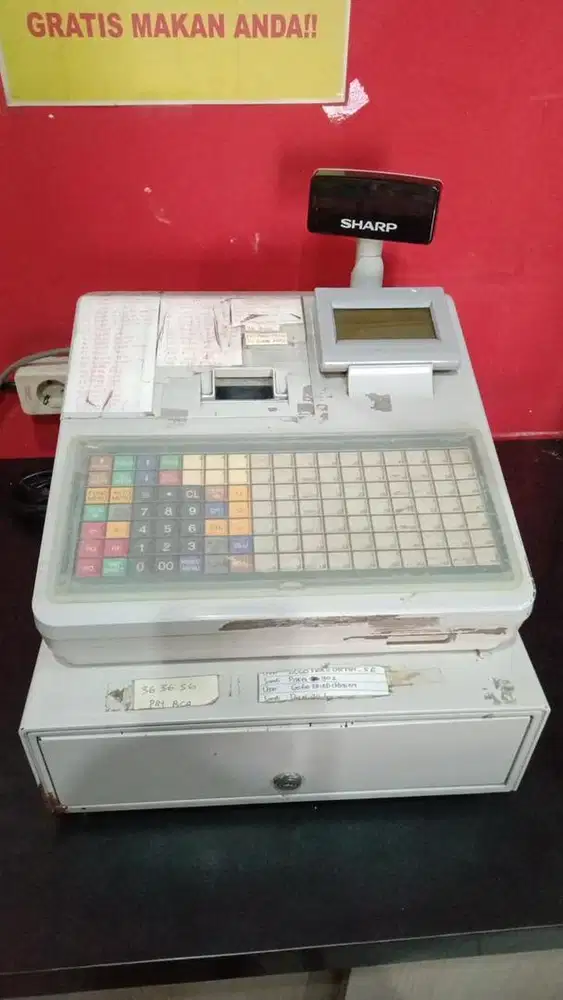 Mesin kasir merek Sharp XE-A203