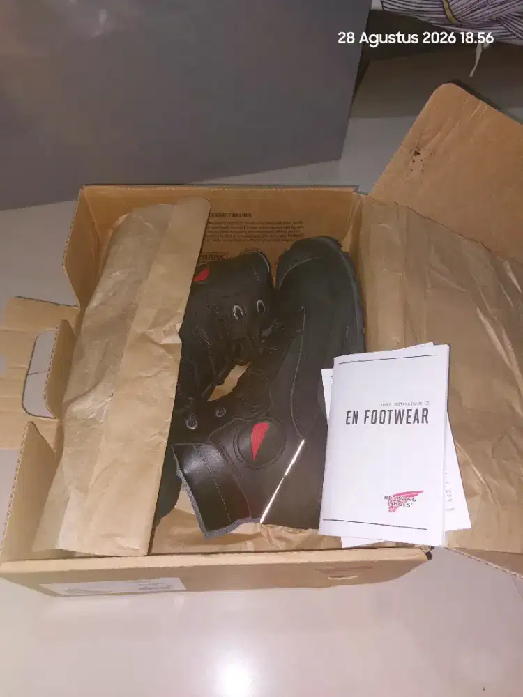 DI JUAL SEPATU SAFETY MERK REDWING