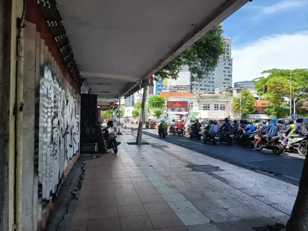 SEWA RUKO 3 LANTAI  GEMBLONGAN SURABAYA PUSAT