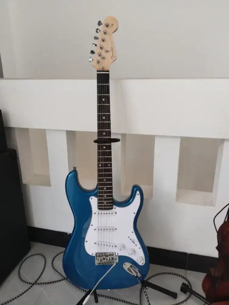 Jual gitar listrik.merk.fender