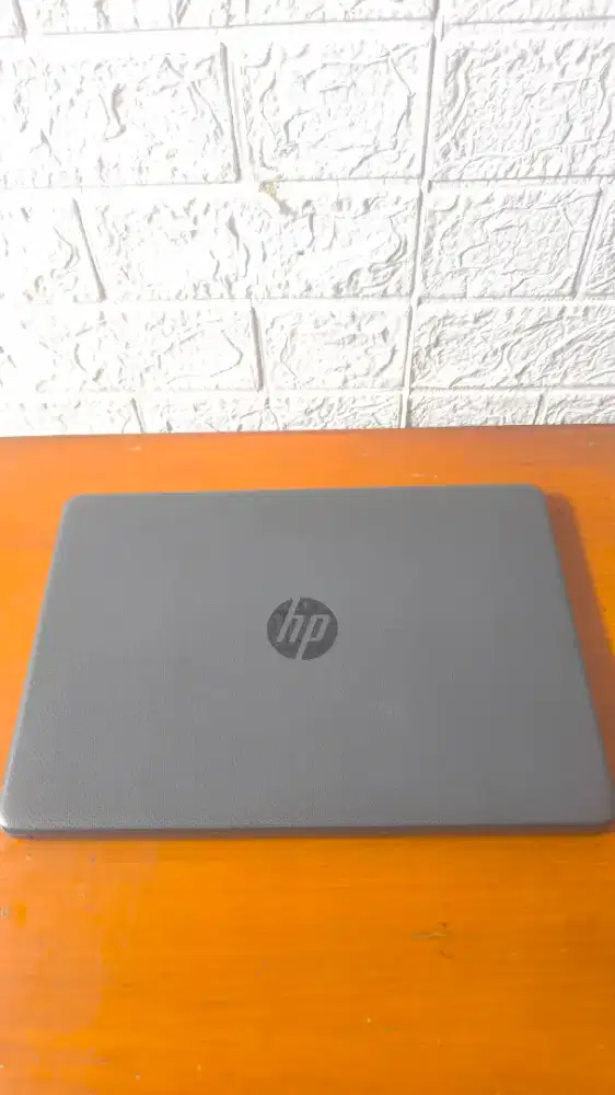 HP 240 G8 Intel Core i5