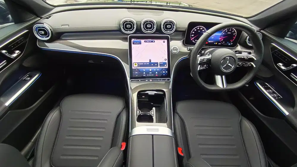 Mercedes Benz C300 AMG Line tahun 2023