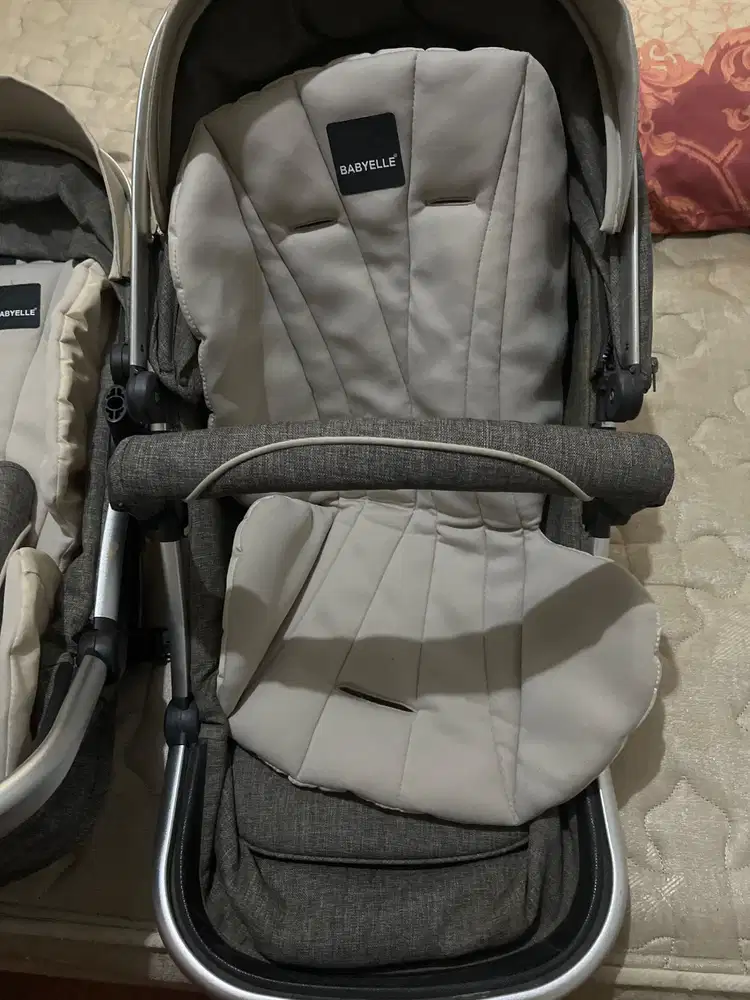 Stroller untuk bayi kembar