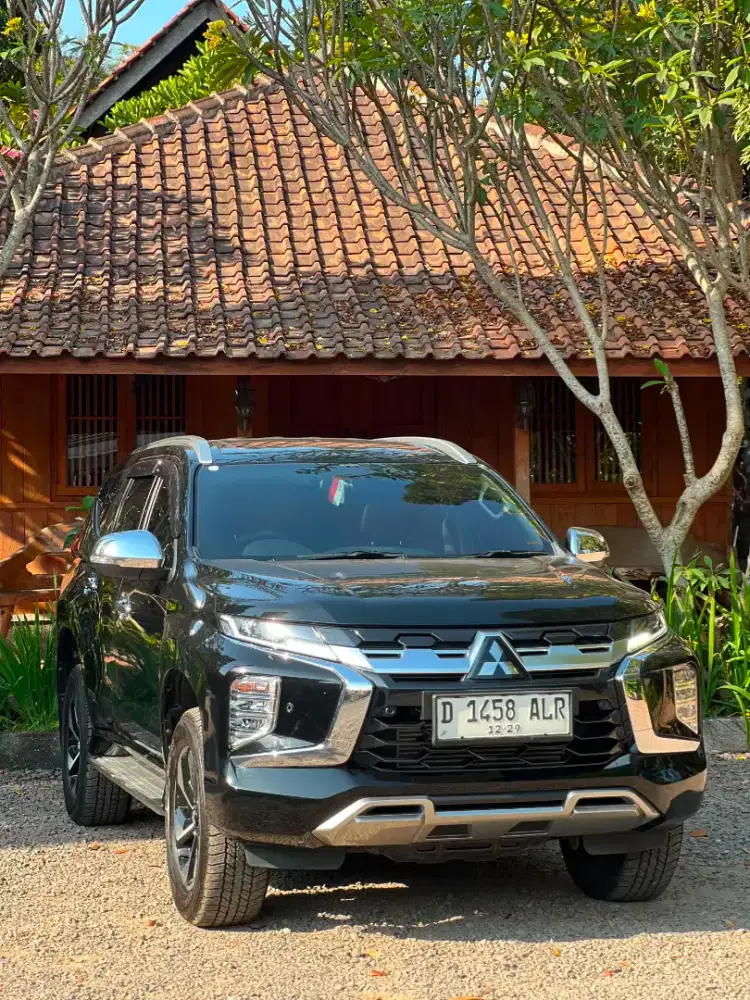 PAJERO SPORT DAKAR SEPERTI BARU