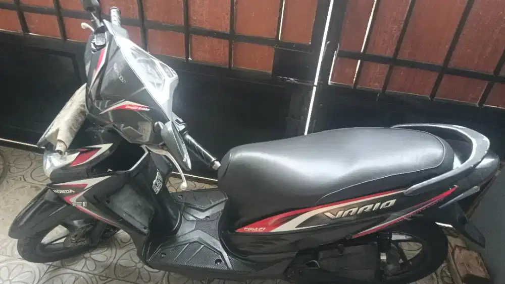 Vario 110 fi led (agnes)