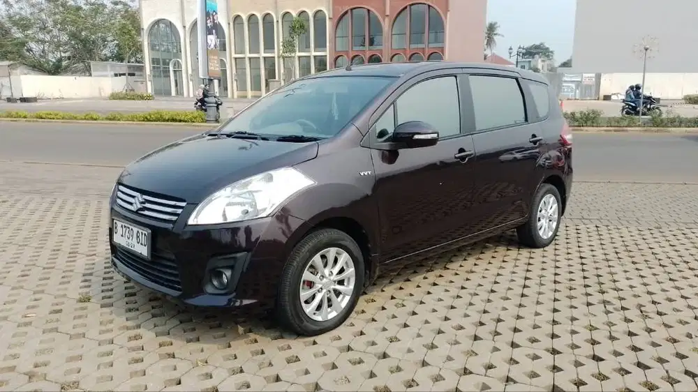 Dijual :  Suzuki Ertiga GX 2014 Matic – Pemakaian Pribadi