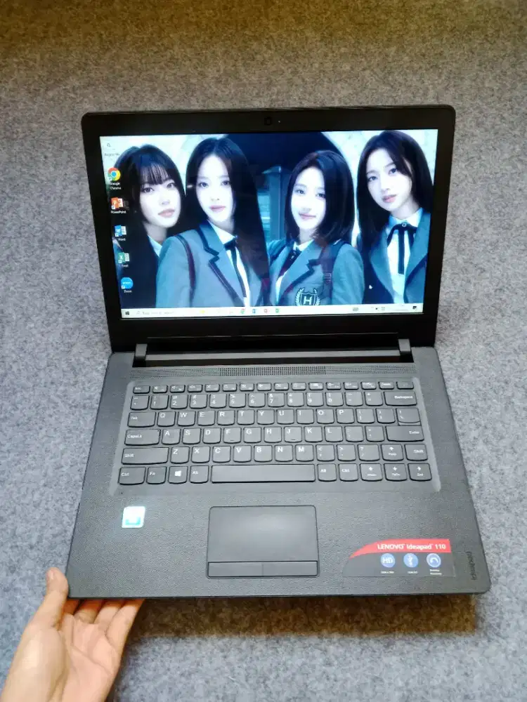 Laptop Normal Slim Mulus Siap Pakai Windows 10