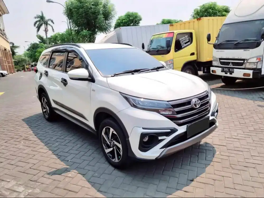 KM 20 RB! TOYOTA RUSH GR SPORT 2024 AUTOMATIC CAT FULL ORI NIK 2023