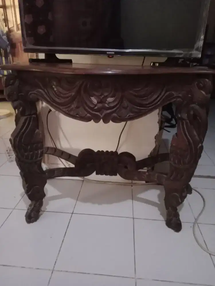 meja jati antik