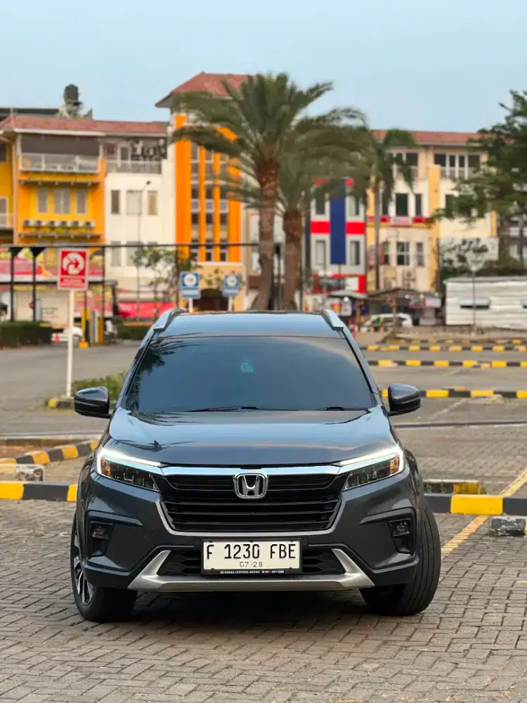 Honda HRV Prestige AT 2023 Abu-Abu