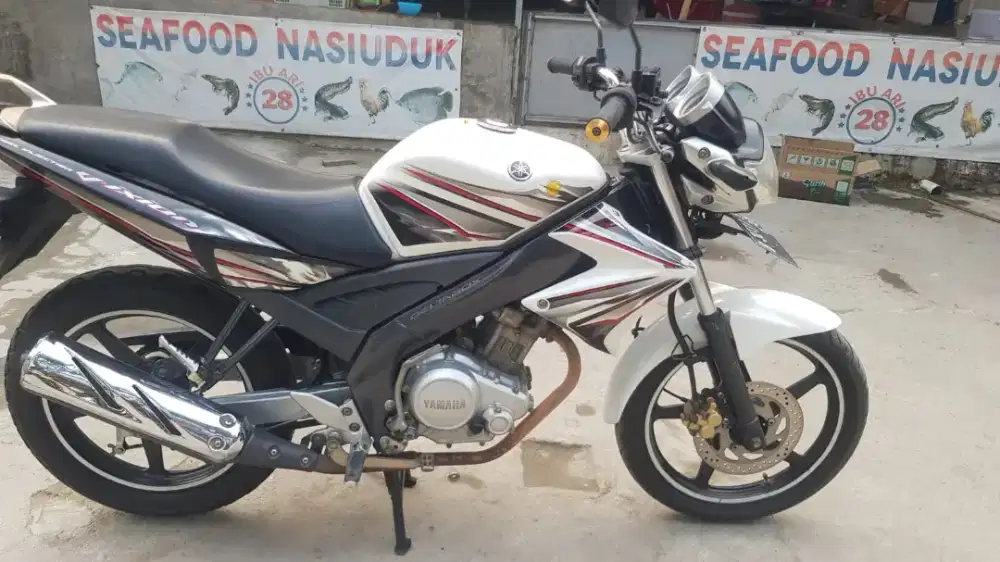 Yamaha vixion 2012 mulus ori semua