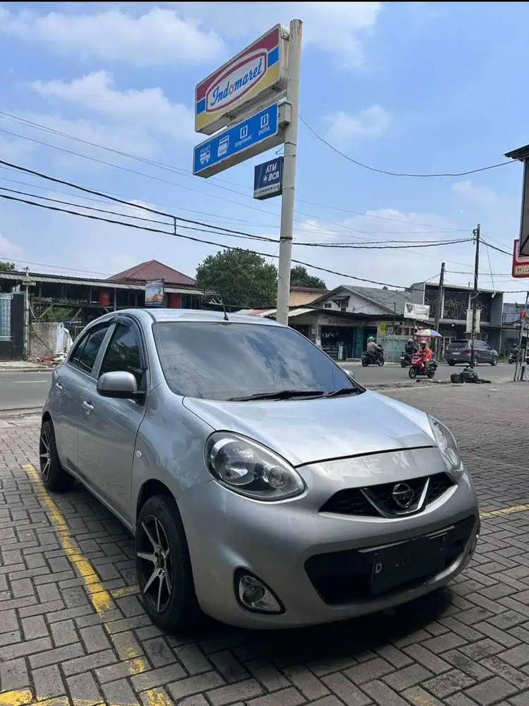 Nissan March 2016 Bensin