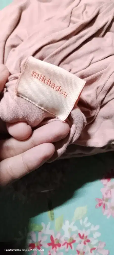 MIKHADOU STRACHY BABY WRAP