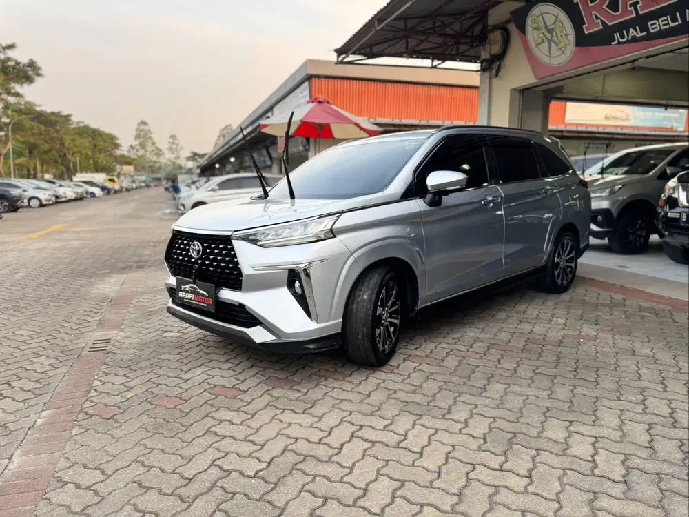 Toyota Avanza Q AT 2022 Silver Matic