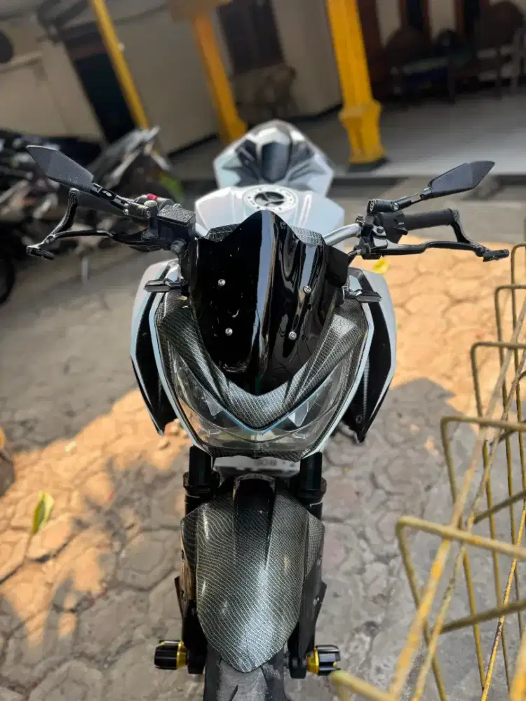 Di Jual Kawasaki Z250 Putih tahun 2013