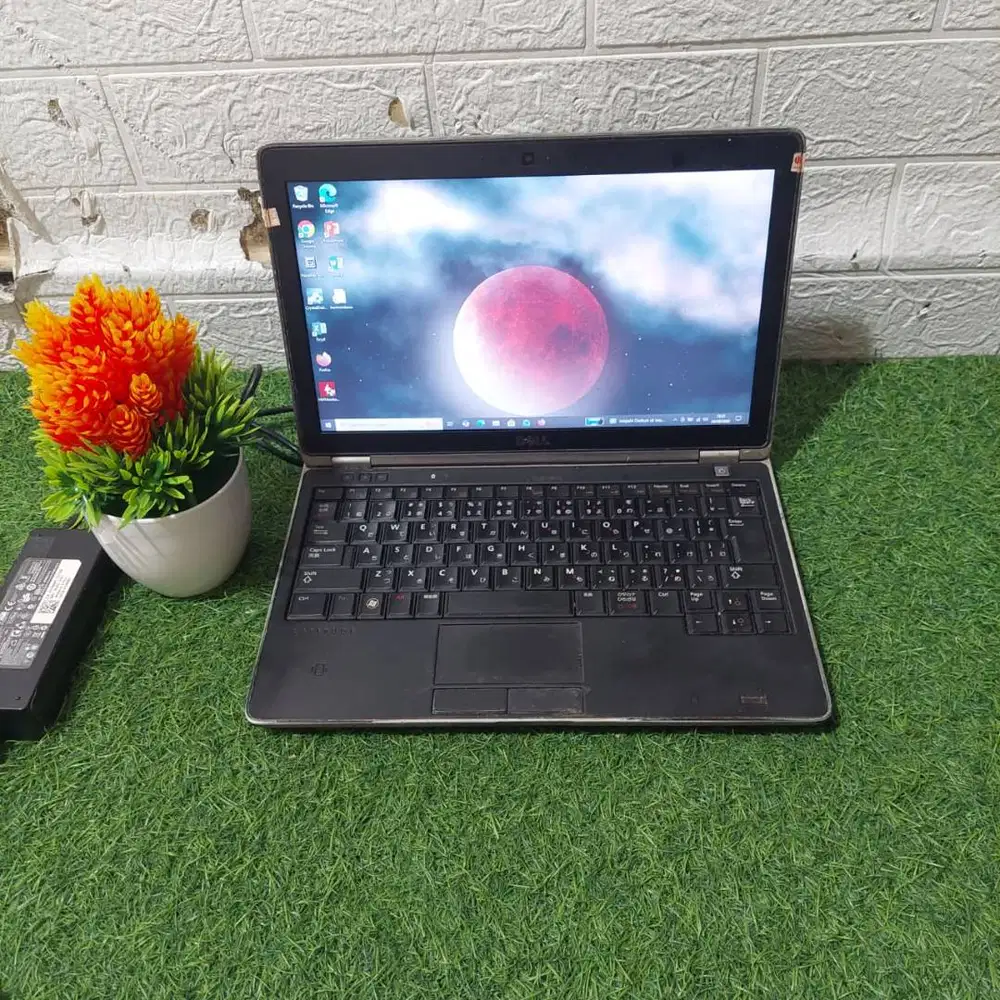 DELL LATITUDE E6220 INTEL CORE i5-2520M RAM 8GB HDD 500GB
