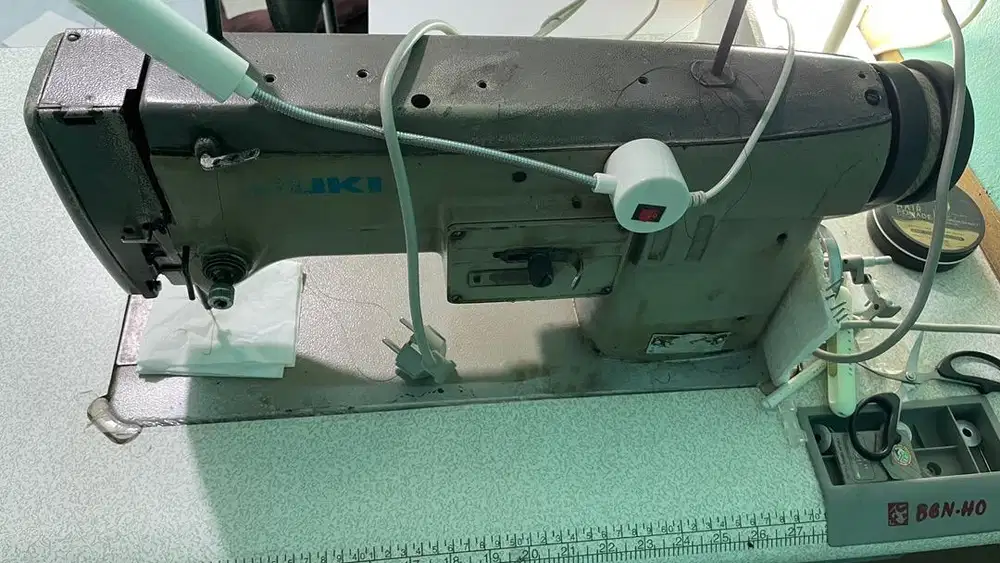 Mesin bordir juki LZ-271 (manual)