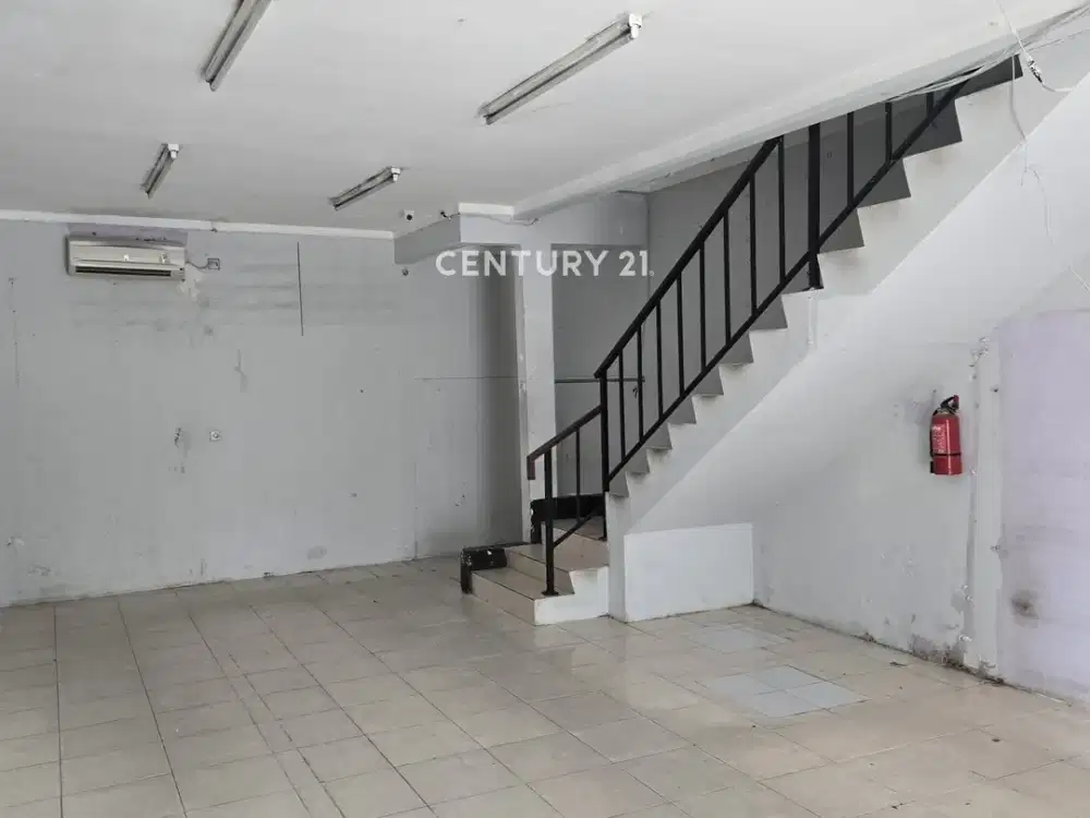 Disewakan Per Thn Ruko Strategis Di Pasar Modern Bintaro