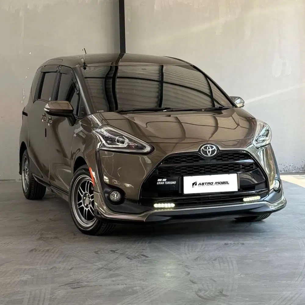 SIENTA Q 2017 / 2016 Matic Bagus Murah Kredit Bekas Surabaya Istimewa
