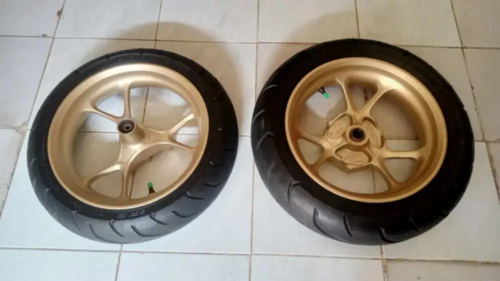 Velg dan ban motor nmax