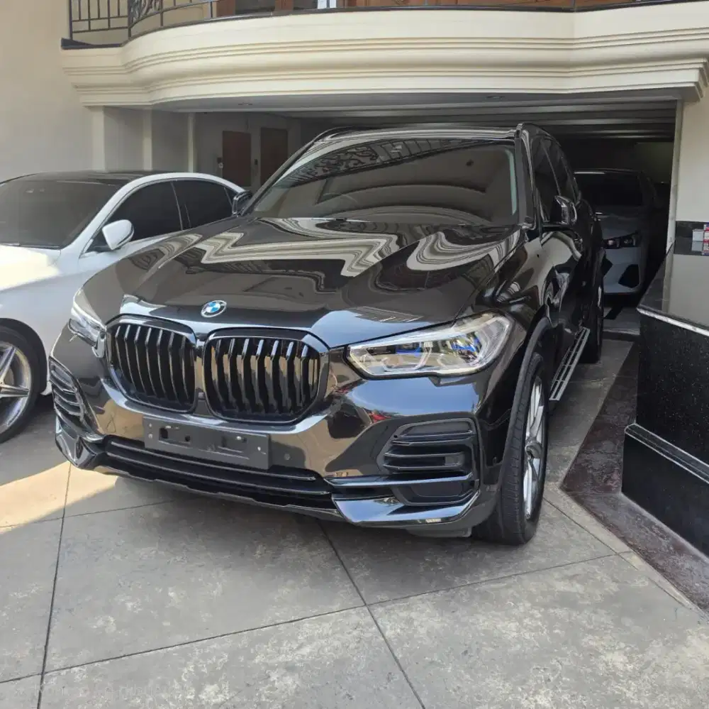 [KM22rb] BMW X5 3.0 xDrive4.0i xLine 2023 Full Ori Istimewa