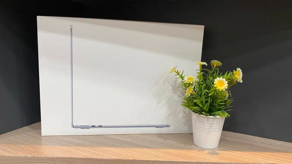 macbook air m5 16/512