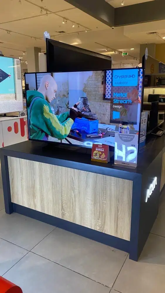 SAMSUNG LED SMART TV 43 4K