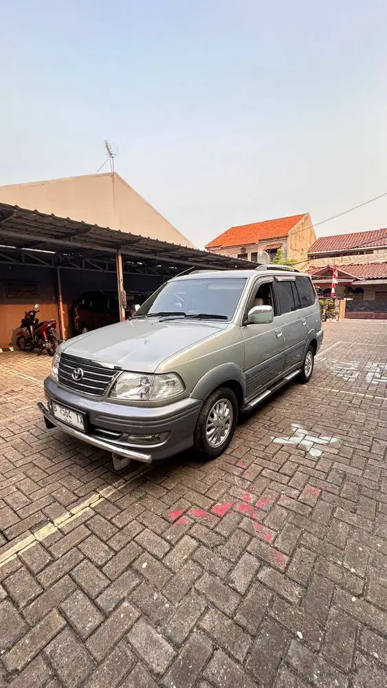 Toyota Kijang Krista