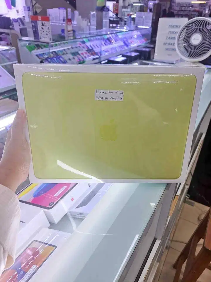 Macbook Neo 13 Inch 8/256GB SSD Citrus New Segel Garansi IBOX