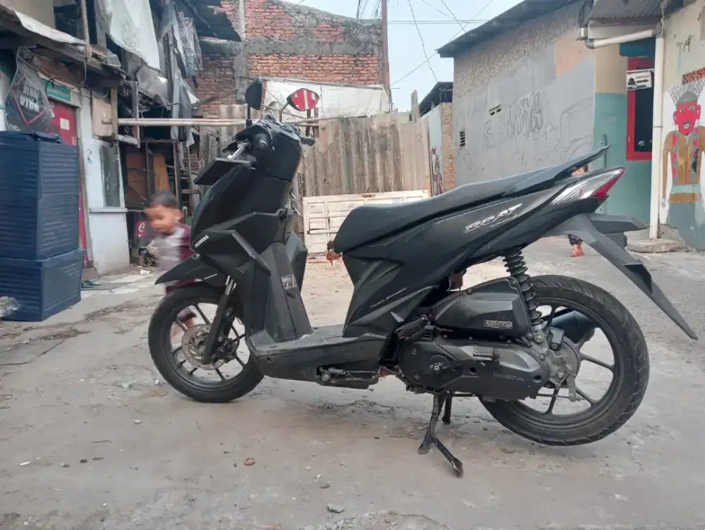 Dijual motor beat delux