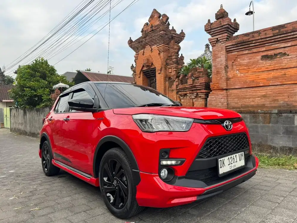 Raize GR 1.0 turbo two tone cvt asli bali tangan 1 low km full set