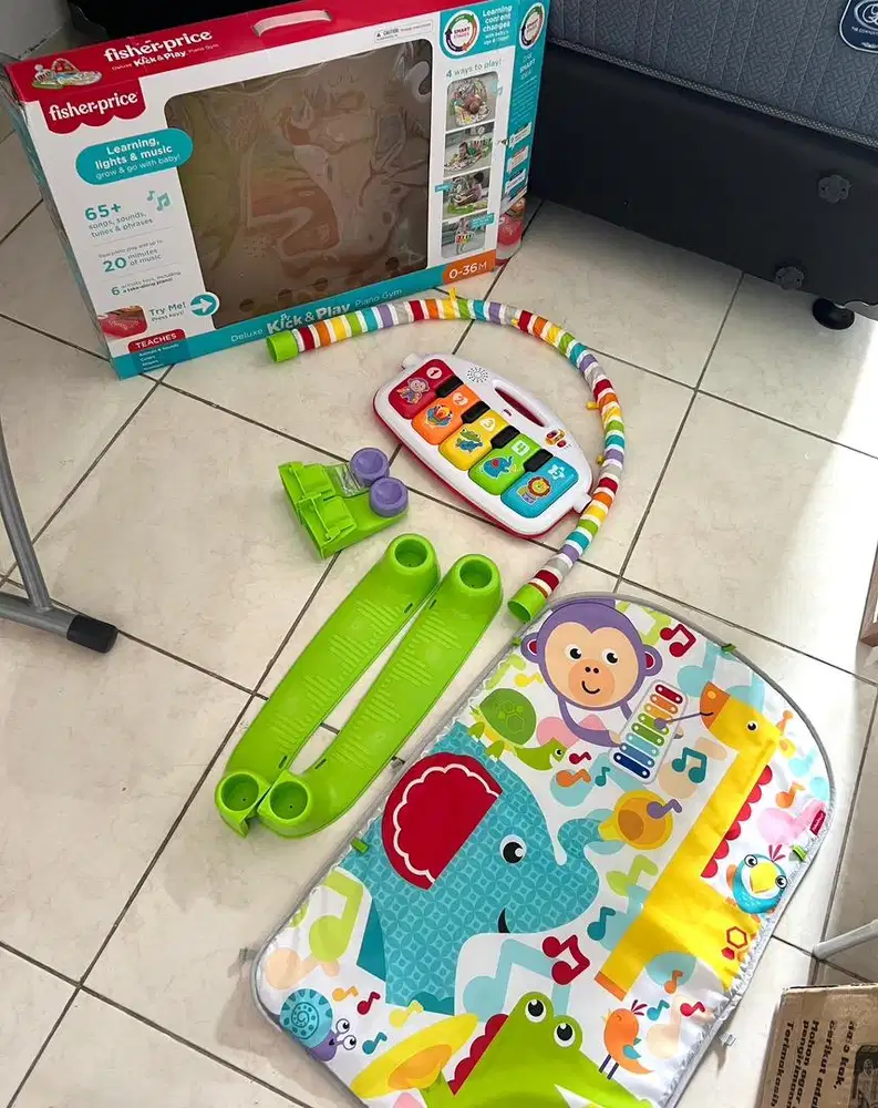 Mainan FISHER PRICE - Kick &Play Piano (GYM)