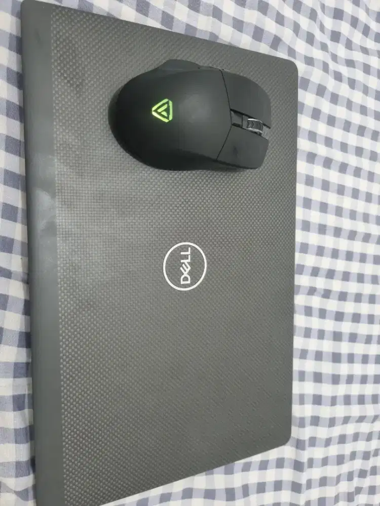 Laptop DELL Latitude 7420