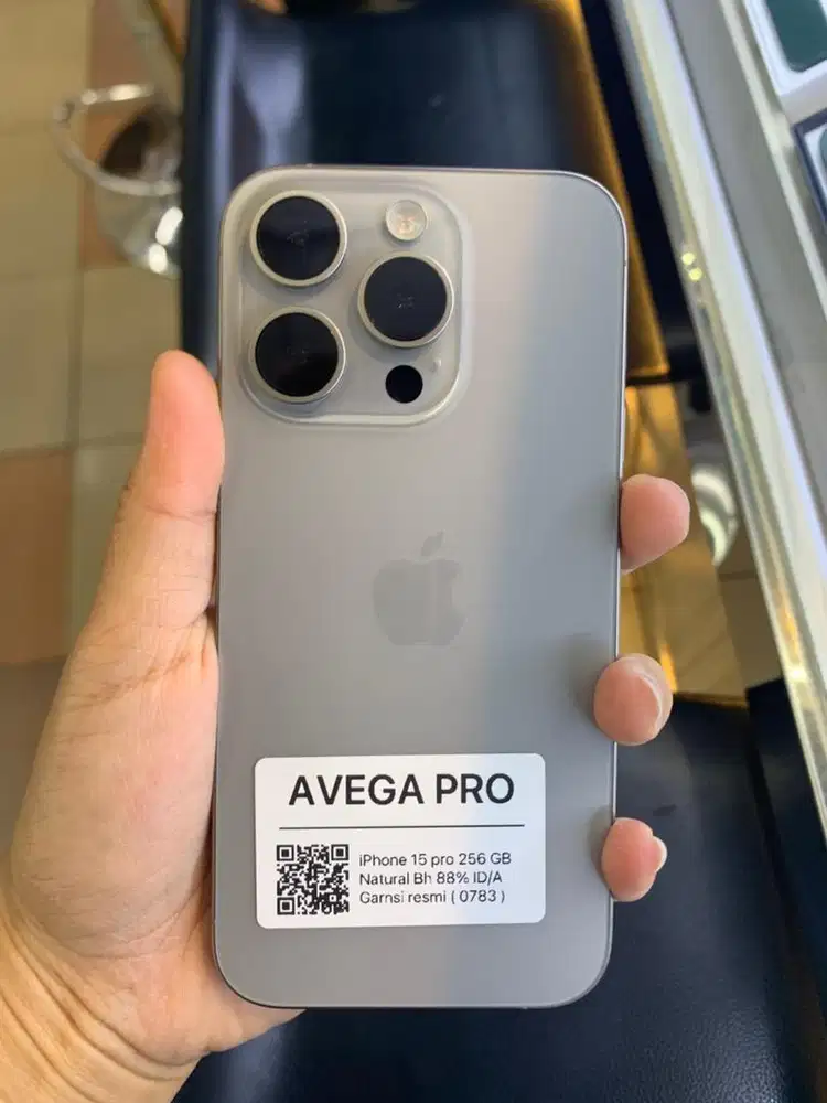 Second iphone 15 pro,256gb bh 88% natural ex ibox
