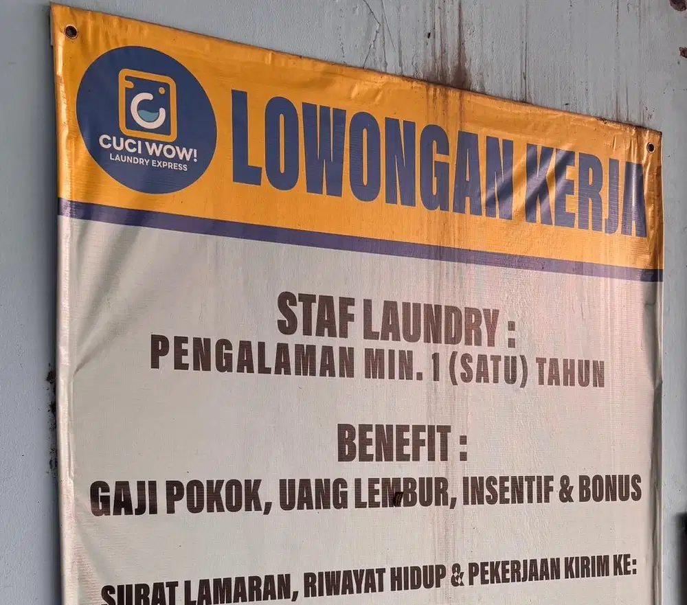Loker Laundry berpengalaman