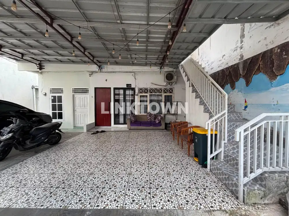 DIJUAL RUMAH 2 LANTAI DI JAKARTA SELATAN