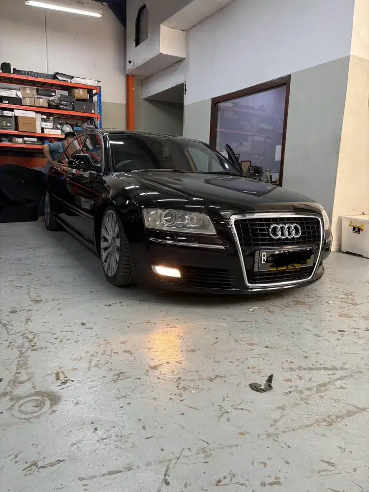 Audi A8 2.8 V6 2009/2010 murah bahan modif restorasi