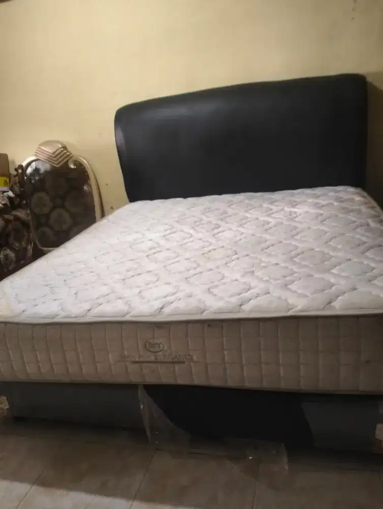 spring bed merk serta Amerika, minus kain kurang bagus