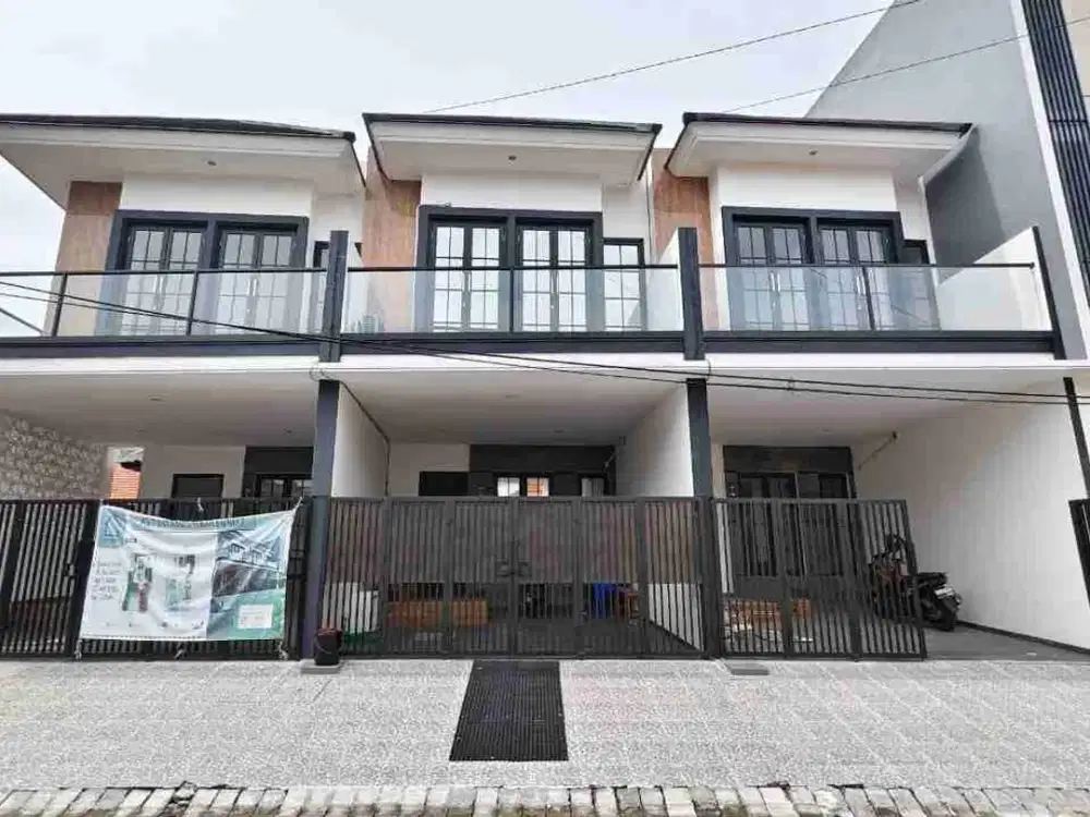 Rumah Baru 2 Lantai siap Huni di Ketintang Baru, Sby Selatan