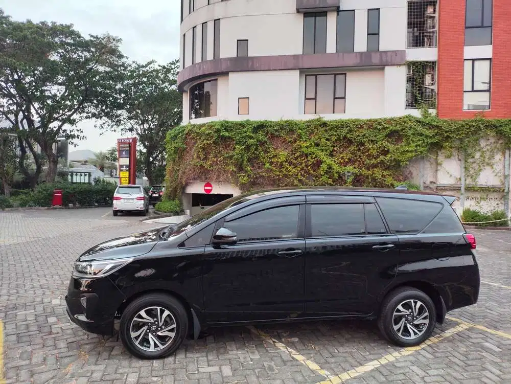 Toyota Kijang Innova V At Diesel 2022